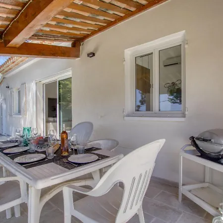 Tatil Evi Le Grand Pin By Interhome La Madrague
