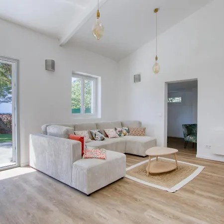 Le Grand Pin By Interhome Tatil Evi La Madrague